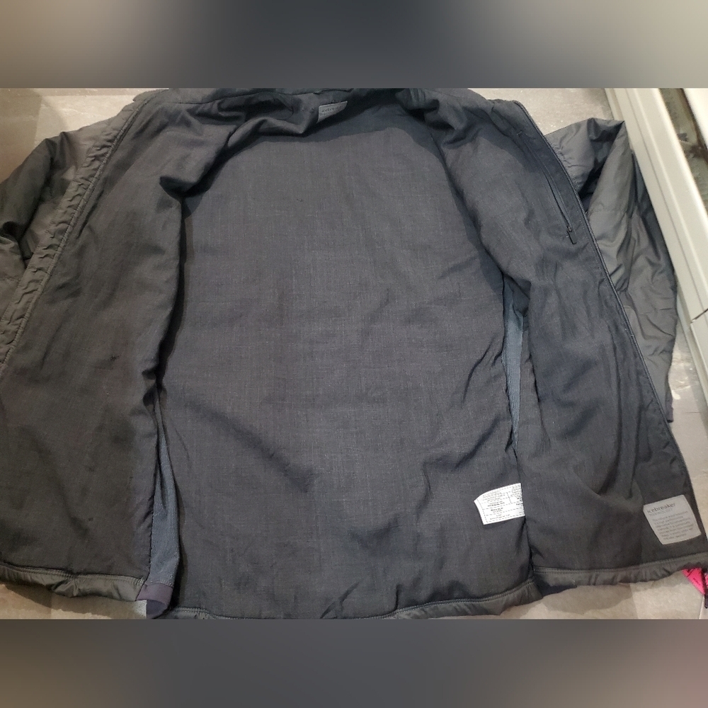 Icebreaker Merinoloft Gray Lightweight Puffer Jacket. L. Merino Wool Blend. Flaw - Picture 7 of 16